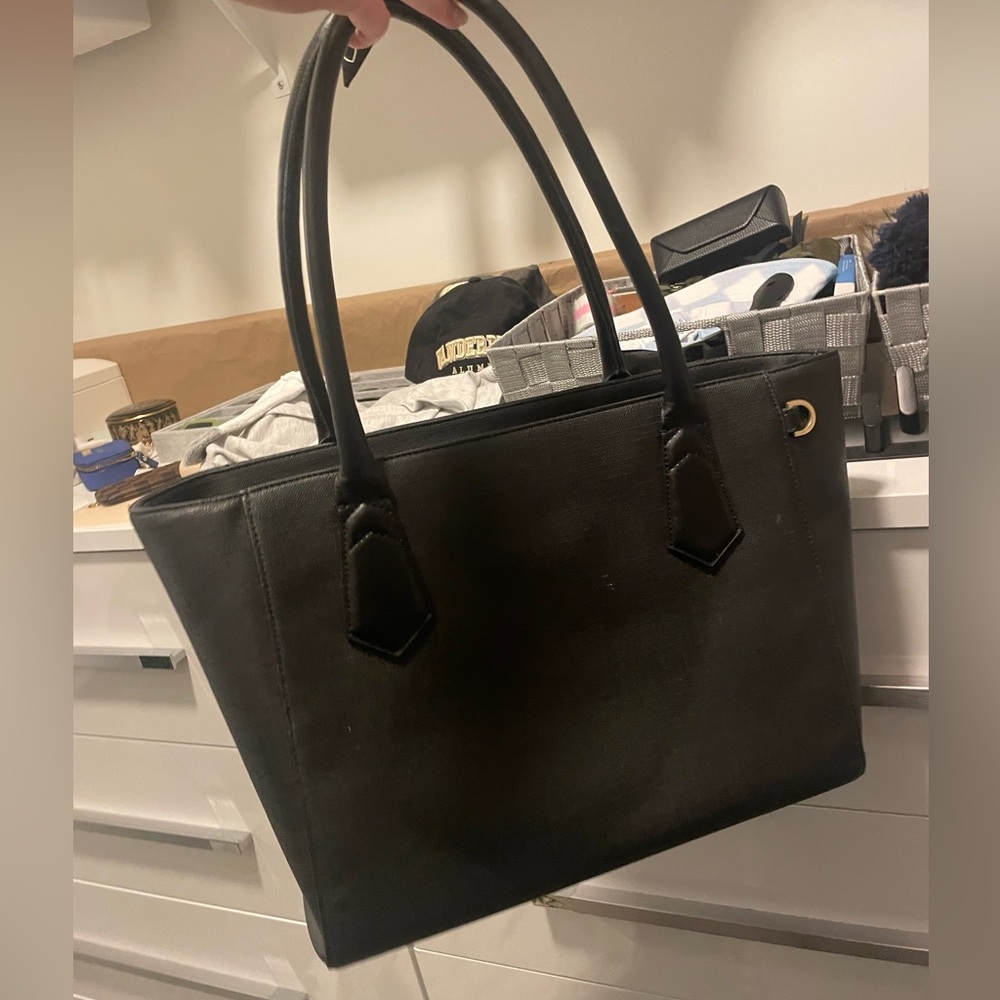 Dagne Dover Signature Classic Tote in onyx / black
